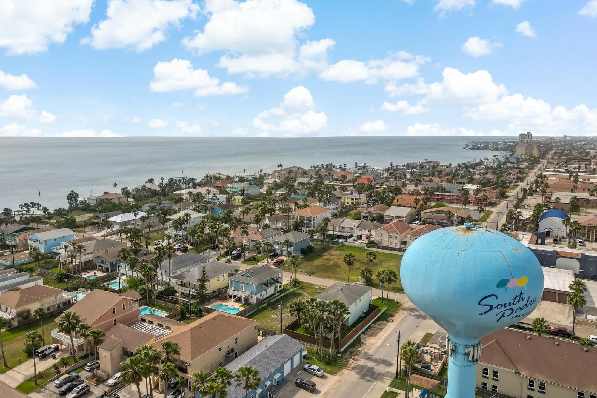 Island Escape & Huisache Townhome South Padre Island Room photo